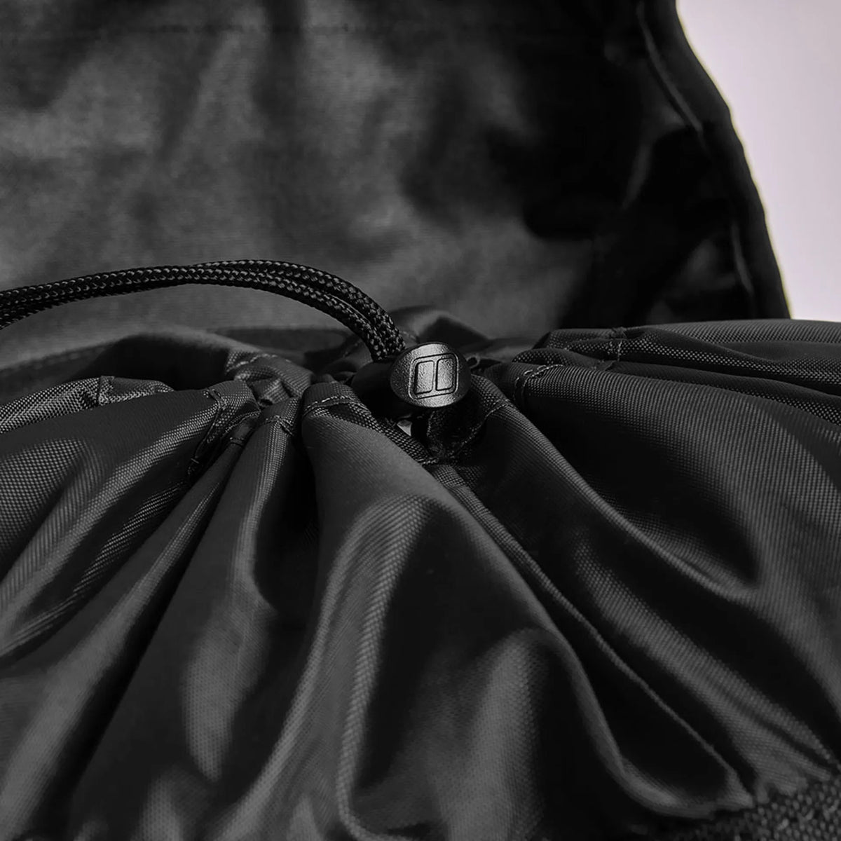 Berghaus MMPS Centurio III Daysack 30L Black - view 9